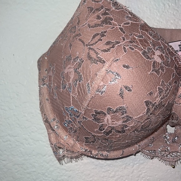Victoria’s Secret pushup with bling straps - Picture 2 of 3